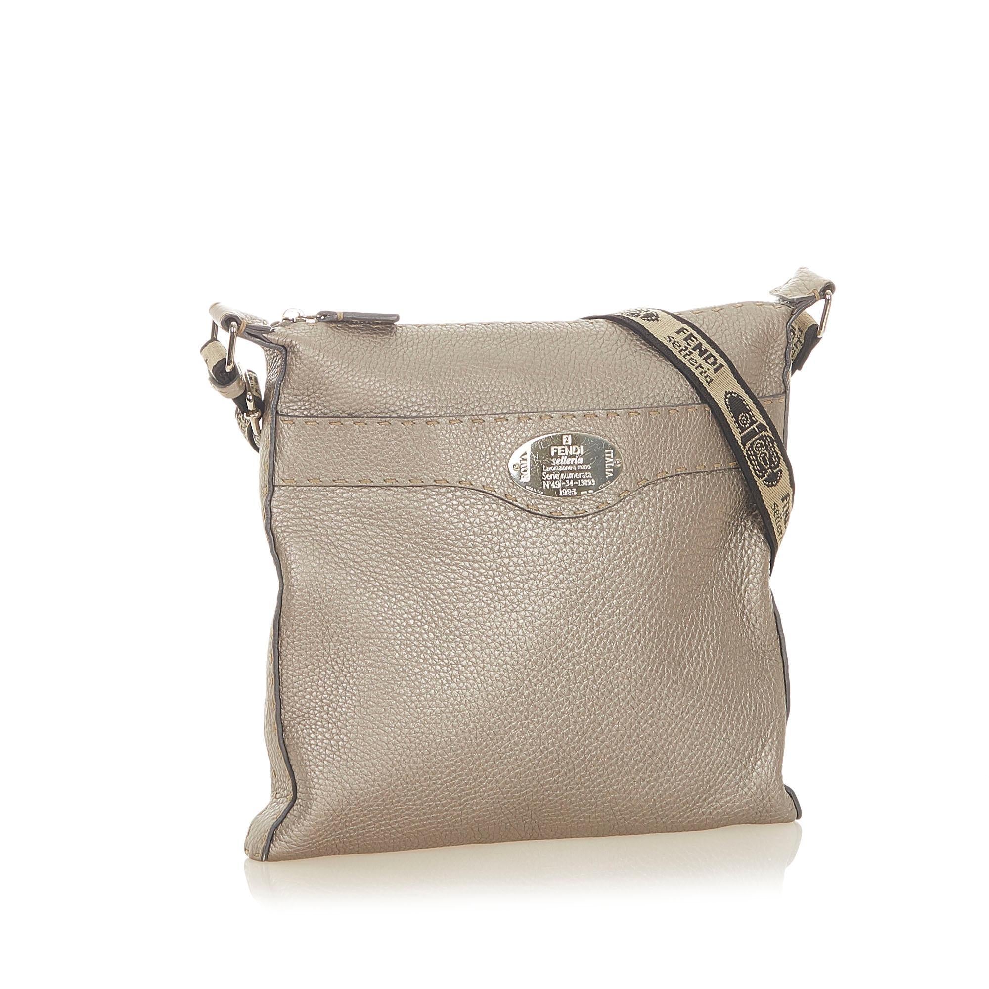 Fendi Selleria Leather Crossbody Bag (SHG-19088) – Auroria Bags